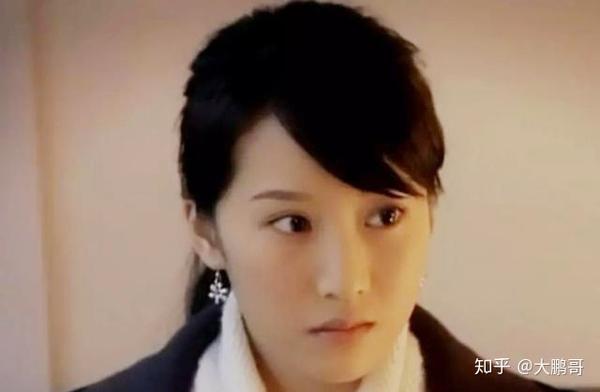 演海藻的演员,演海藻的演员——一位令人难以忘怀的艺术家的故事，演海藻的演员，一位令人难以忘怀的艺术家的传奇之旅