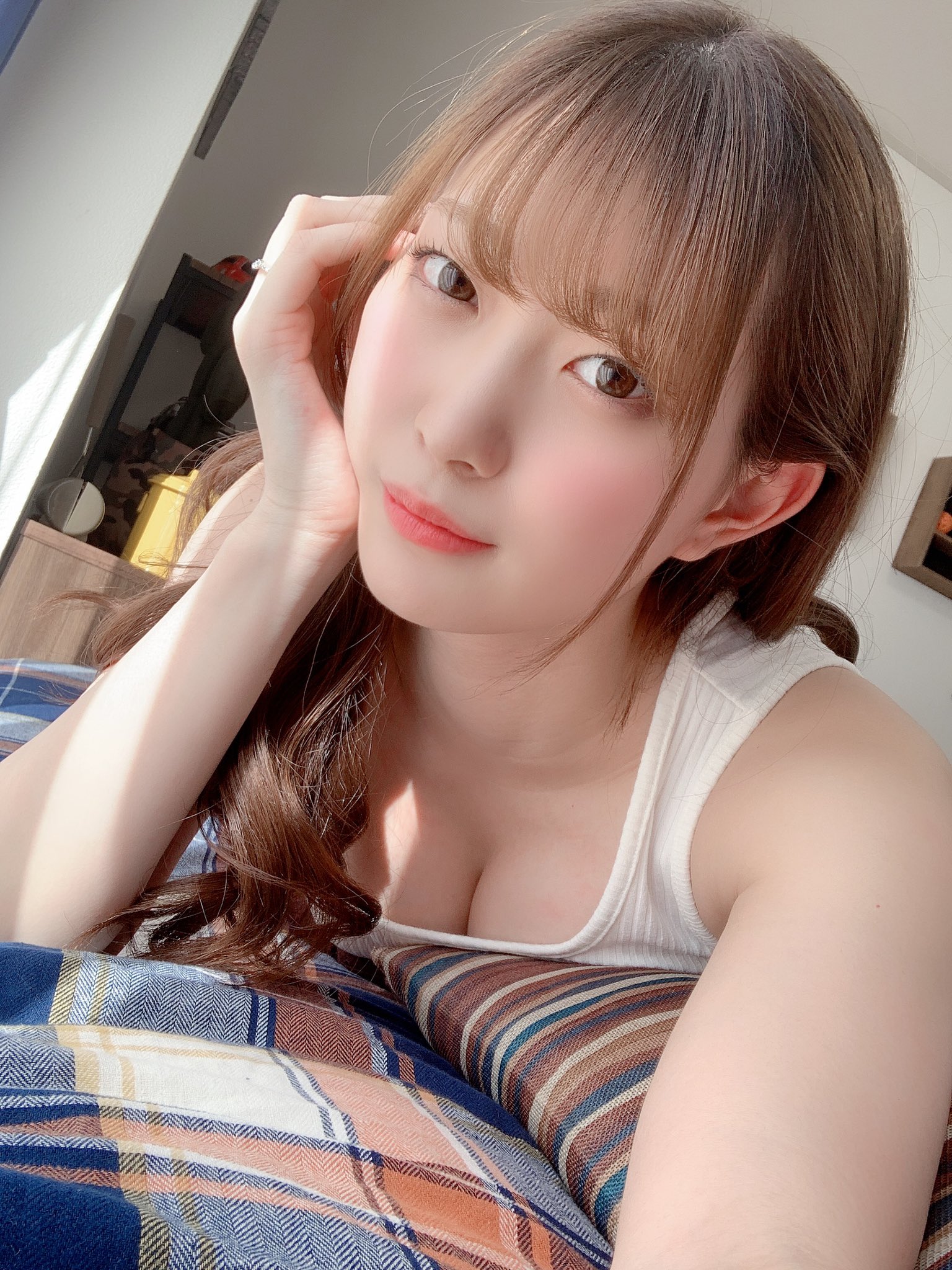 美谷朱里最新,美谷朱里最新风采展现，自然与人文的和谐交响，美谷朱里最新风采，自然与人文的和谐交响展现